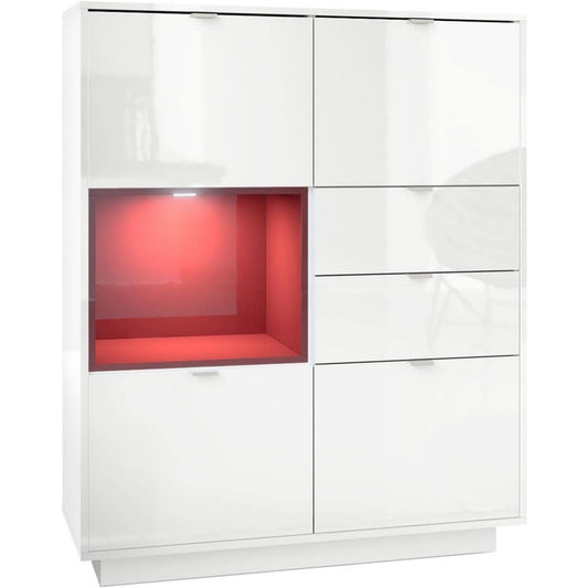 LED Beleuchtung und Schubladen an dem Hochschrank