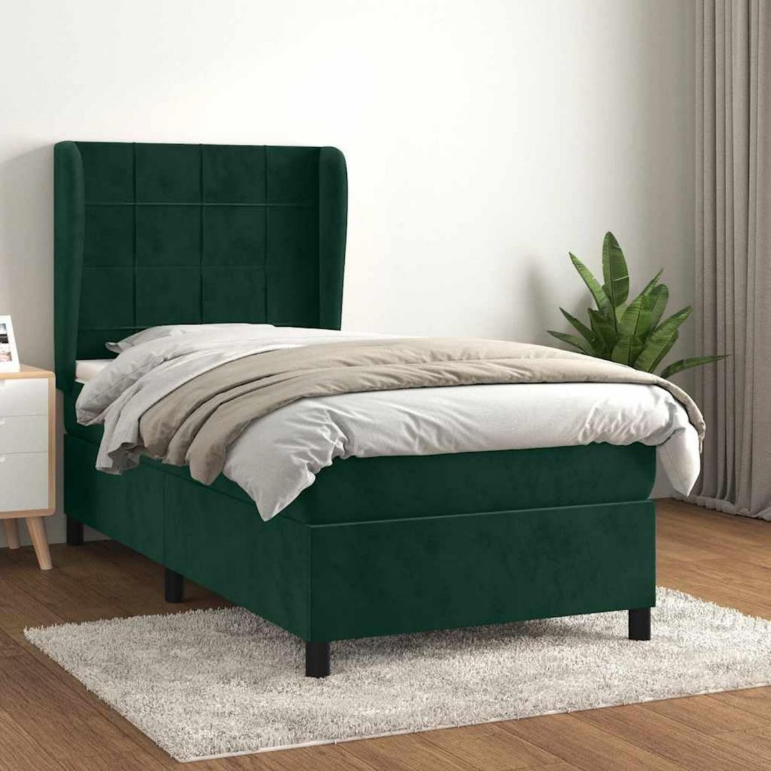 Ein Taschenfederkern und einen Bettkasten an dem Boxspringbett